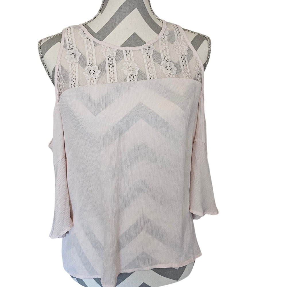 Bongo Womens Blush Pink Cold Shoulder Lace Yoke Bell Sleeve Blouse Top L